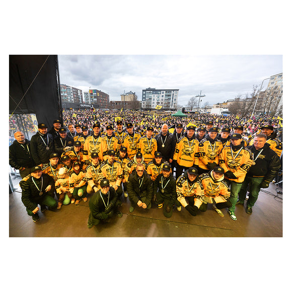 SaiPa joukkuekuva torijuhla 6.5.2025